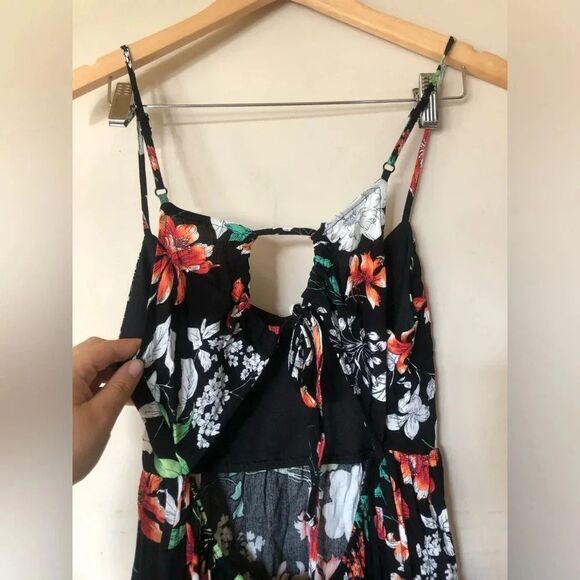 🟧 Ambiance | Back Cut Out  Mini Dress - Picture 2 of 4